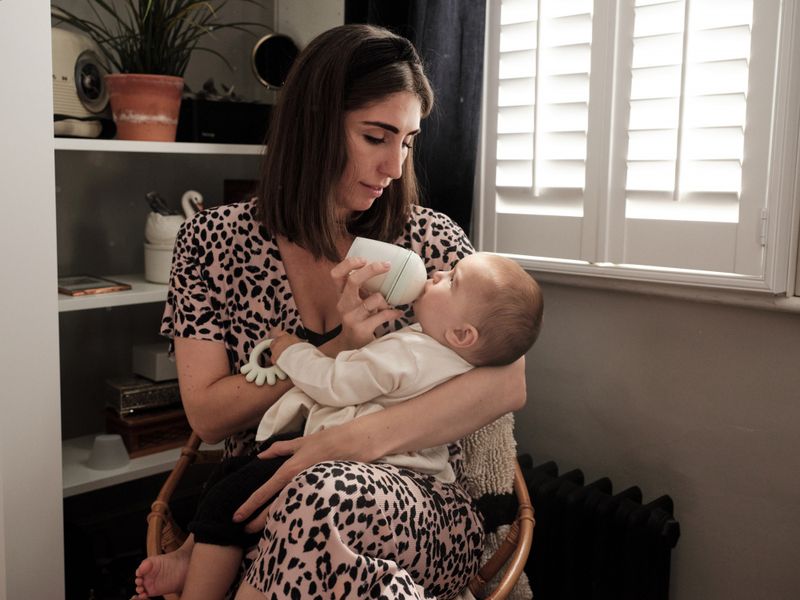 Tåtesmokk i silikon: VARIABEL flyt, oransje / BORRN