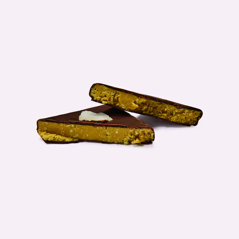 4x20g Nut Butter Chocolate: TOASTED COCONUT & TUMERIC / Cosmic Dealer