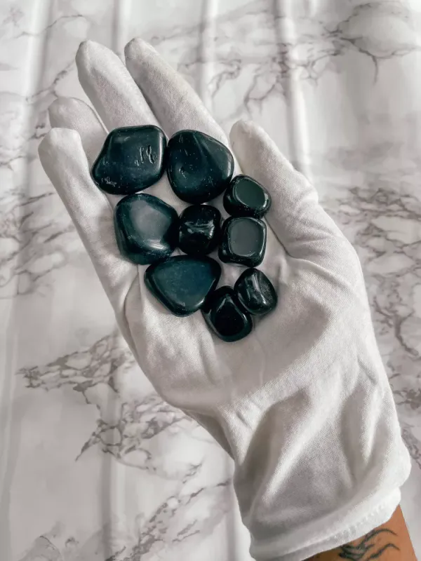 Sort Obsidian / Peach and Pixie
