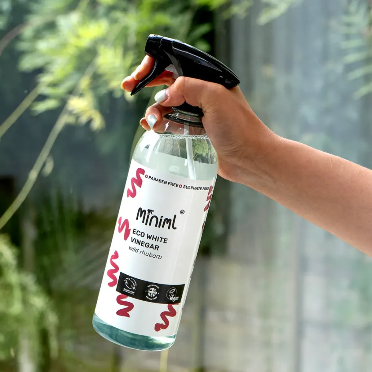 750ml White Vinegar Wild Rhubarb / Miniml