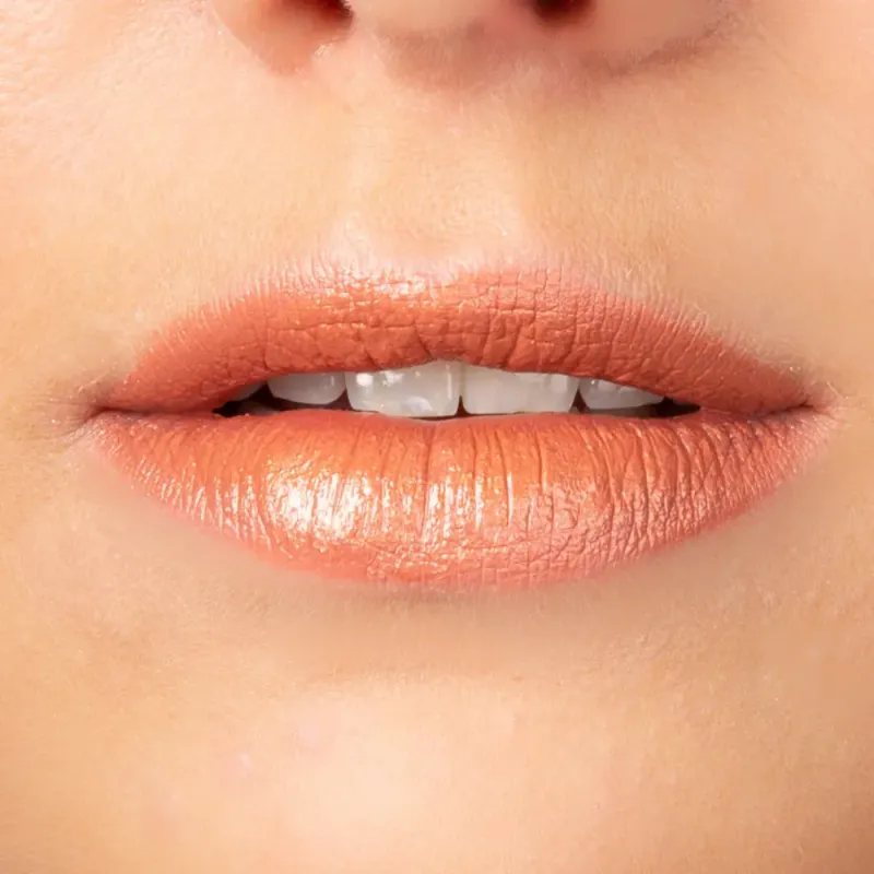 Økologisk leppestift - 02 Shiny Coral 3.5g / Charlotte 